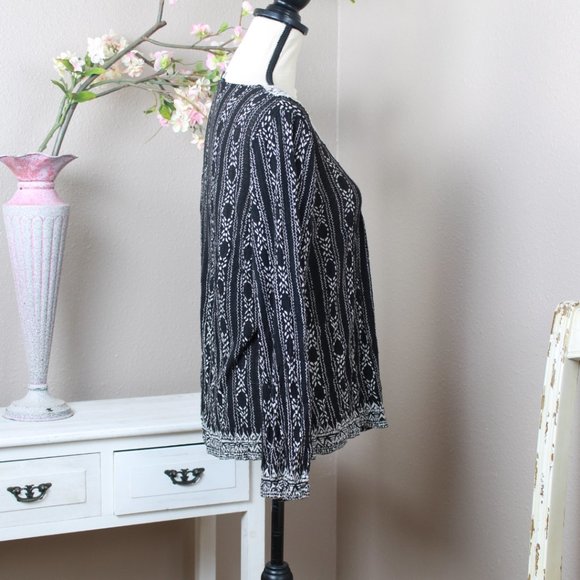 Clearance☀️Lucky Brand Embroidered NWOT Size L - Picture 2 of 4